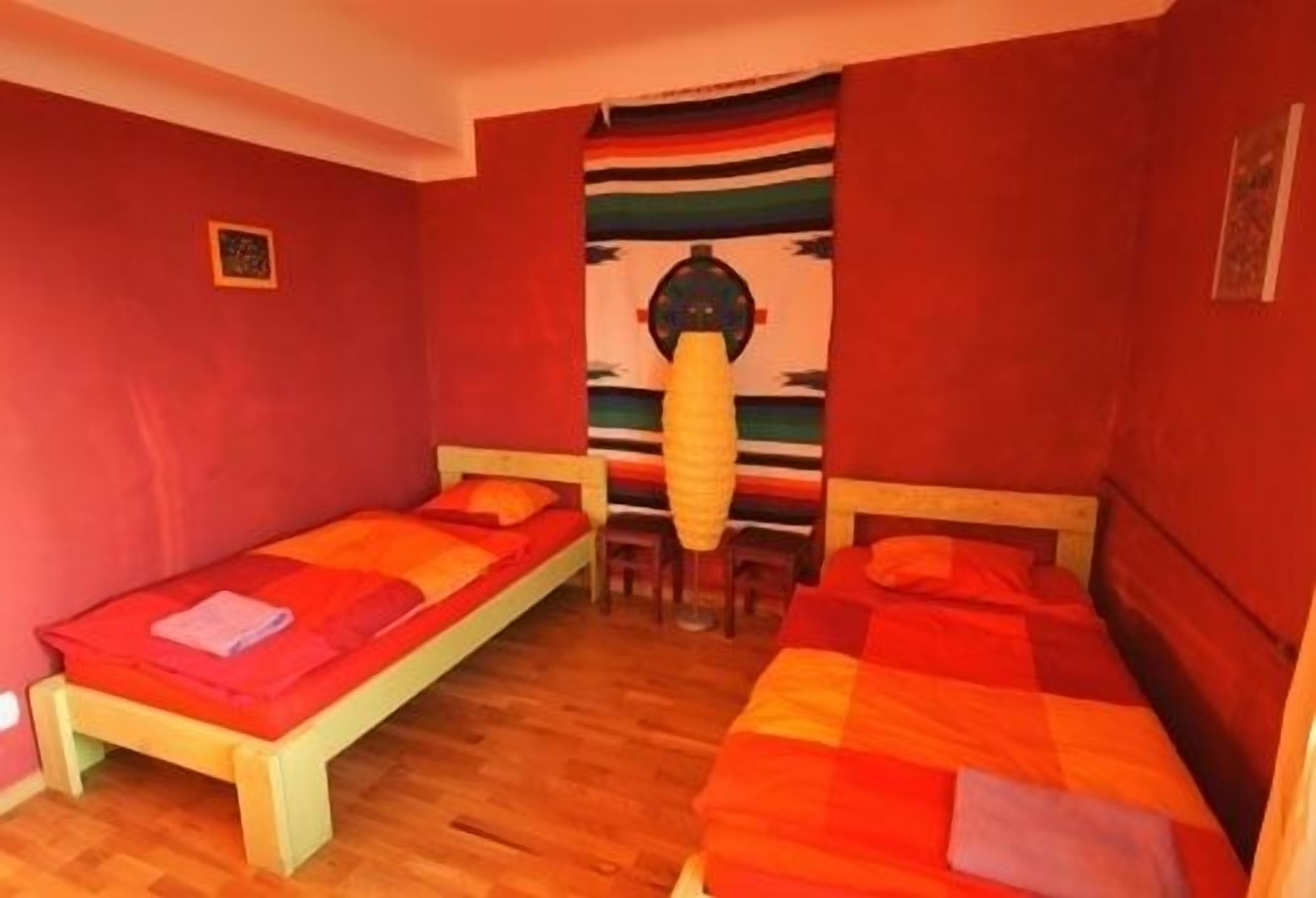 El Hostel Varsavia Esterno foto