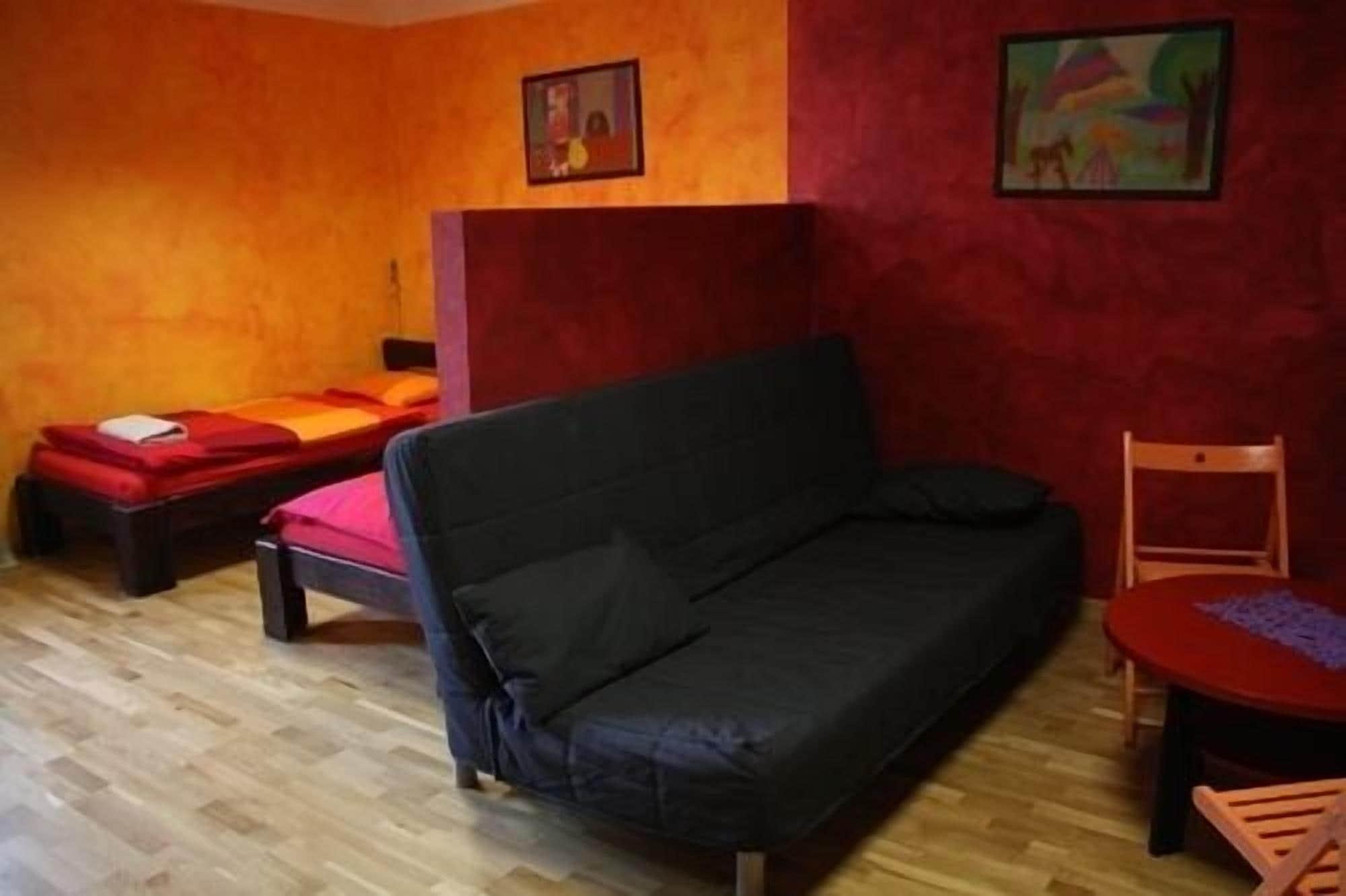 El Hostel Varsavia Esterno foto