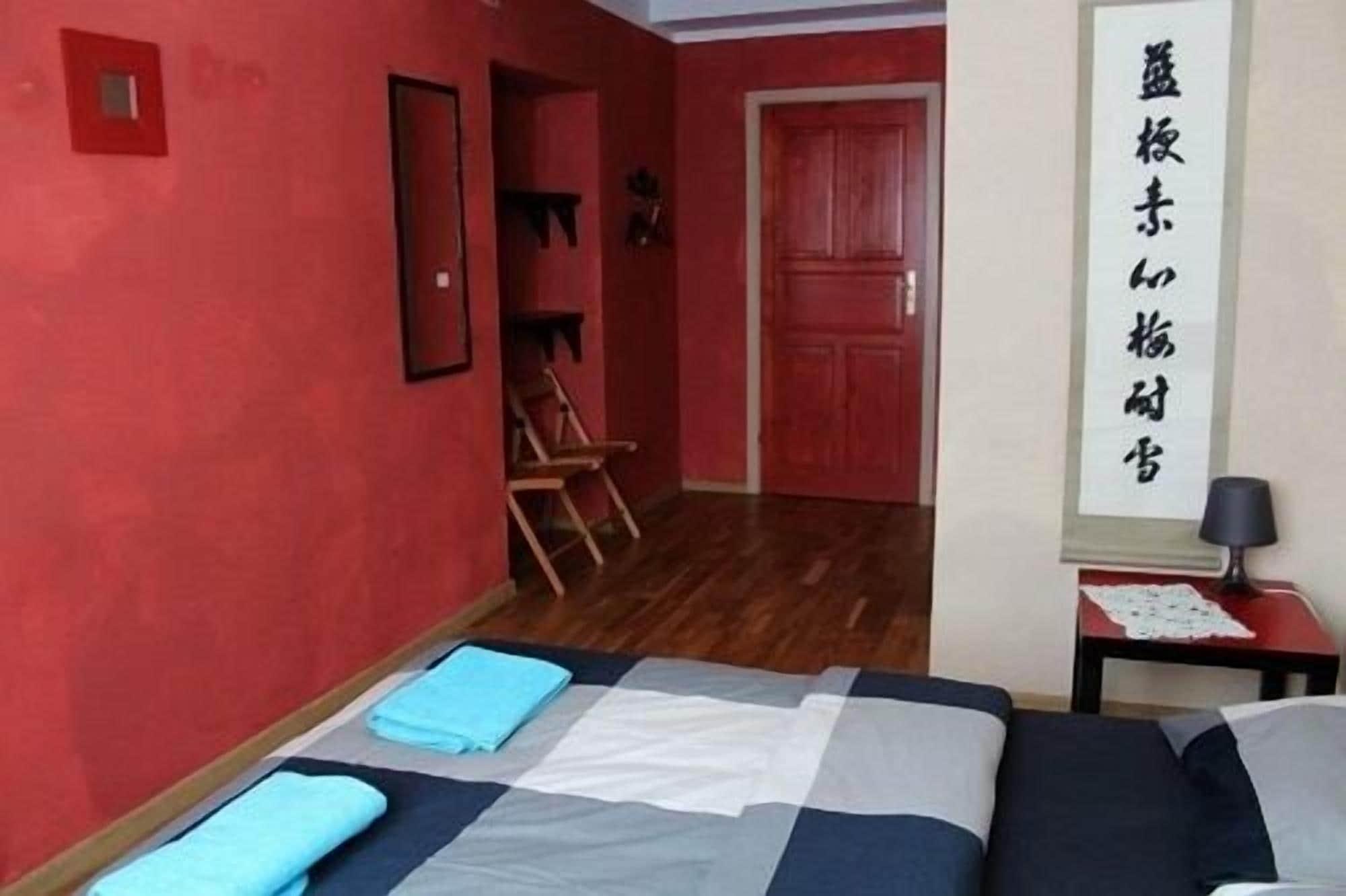 El Hostel Varsavia Esterno foto