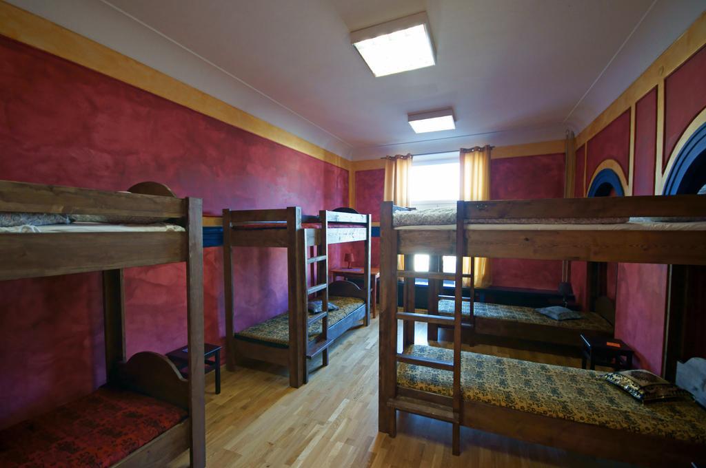 El Hostel Varsavia Esterno foto